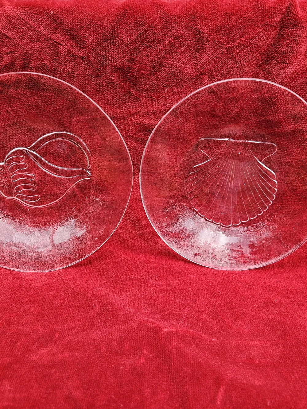 Set of 4 Clear Glass Seafood Motif Plates Appetizer Sized